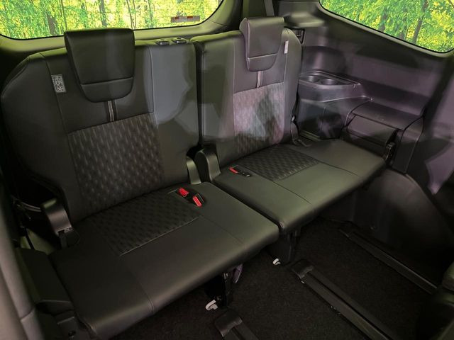 3��ڃV�[�g�͂�������ԗǍD����l�ł��������ƍ����Ē����܂��̂ŁA��l���ł̂��o���������N���N�ł��􂲉Ƒ��ŁA�C�̒m�ꂽ���ԂŁA�h���C�u�ɍs���̂��y���݂ł��ˁ�