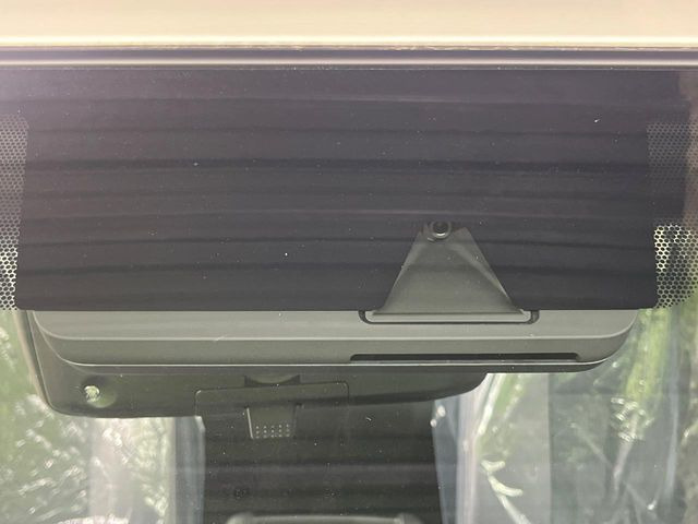 �y�v���N���b�V���Z�[�t�e�B�z�O���̎ԗ��������m���A�Փ˂������Ȏ��͌x��Œ��ӂ𑣂��A�u���[�L�𓥂ޗ͂��T�|�[�g�B�u���[�L�𓥂߂Ȃ������ꍇ�͏Փ˔�Q�y���u���[�L���쓮�A�Փˉ�����T�|�[�g���܂��B