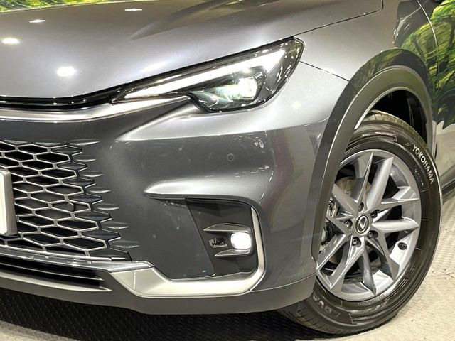 �yLED�w�b�h���C�g�z���V����ԑ��s�����ǍD�Ȏ��E���m�ۂ����S���ĉ^�]�ł��鍂�P�xLED�w�b�h���C�g�𑕔�!�_�����x�������A����d�͂��}�����Ă��܂��B