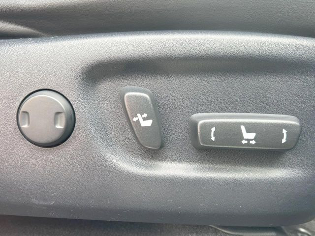 �y�p���[�V�[�g�z�X�C�b�`��ŊȒP�ɃV�[�g�̔��������\!�d��������͂�����܂���!���K�ȃV�[�g�|�W�V�����ɃZ�b�g���āA���K�ȃh���C�u�����y���݂��������B