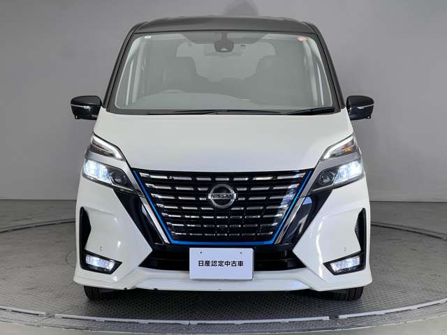 セレナ1.2 e-POWER ハイウェイスターV