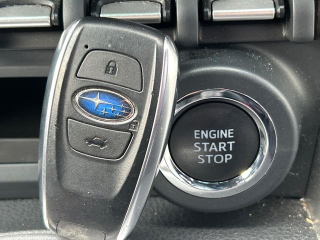 �y�A�N�Z�X�L�[&�v�b�V���X�^�[�g�z�J�o����|�P�b�g�ɓ��ꂽ�܂܂ł��h�A�̎{���E�������\�ȃX�}�[�g�L�[�𑕔��B�G���W���̃I���E�I�t�����J�M�����o���K�v�������A�{�^�����v�b�V�����邾����OK��