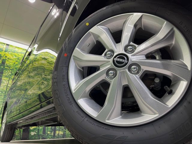 �y����14�C���`�A���~�z�C�[���z�O�ςɃ}�b�`���������A���~�z�C�[���𑕒����Ă���܂��B�e��ЊO�A���~�z�C�[����A�X�^�b�h���X�^�C�����戵�����Ă���܂��B���񂲑��k����������