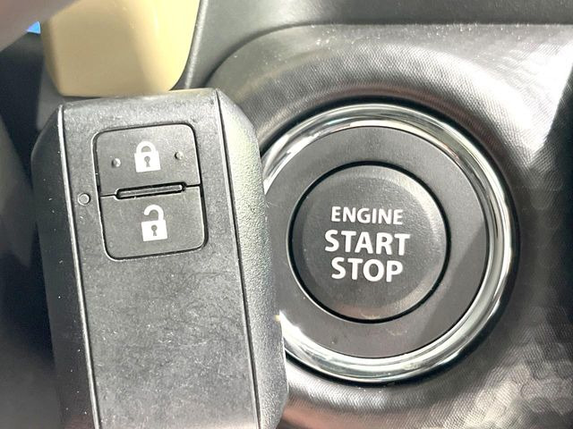 �y�L�[���X�X�^�[�g�V�X�e���z�J�o����|�P�b�g�ɓ��ꂽ�܂܂ł��h�A�̎{���E�������\�ȃX�}�[�g�L�[�𑕔��B�G���W���̃I���E�I�t�����J�M�����o���K�v����������Ƃ��Ă��֗��ł���