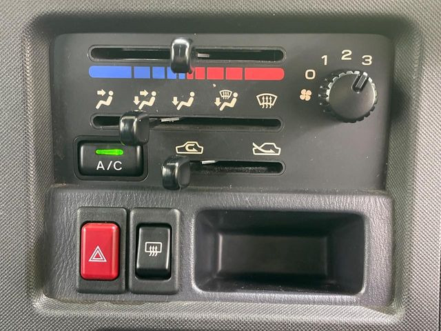 �����~�������Ă��S�Ȃɉ��K�ȋ󒲂�͂��Ă����A�_�C�������G�A�R���𑕔���