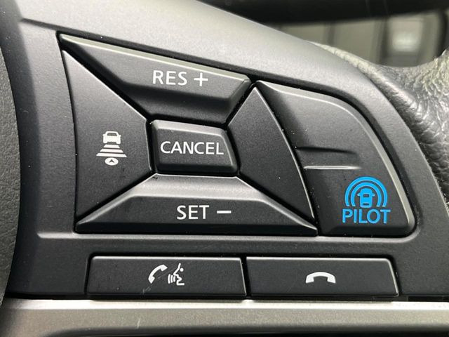 �y�v���p�C���b�g�z�������H�ł̒��������s���y��!!�a�؎��Ə��񑖍s�̃V�[���ŁA�A�N�Z���E�u���[�L�E�X�e�A�����O�������Ő��䂵�A�������^�]�̕��S���y�����Ă���܂���