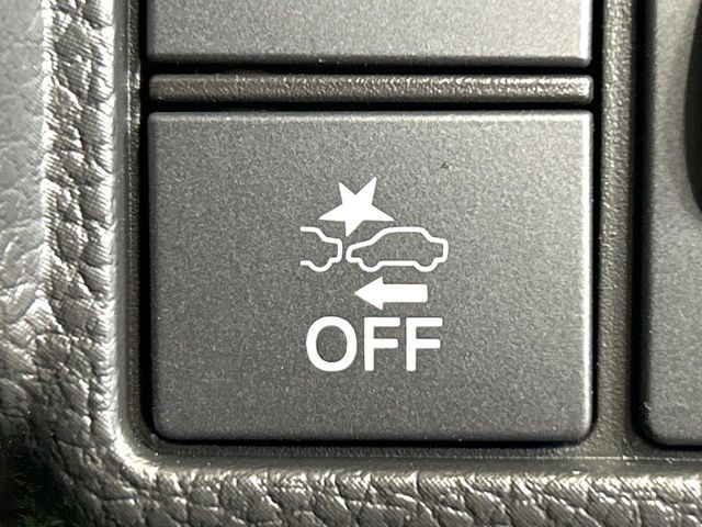 �y�z���_�Z���V���O�z���s���ɑO���̎ԗ�����F�����A�Փ˂������Ȏ��͌x��ƃu���[�L�ŏՓˉ���Ɣ�Q�y�����A�V�X�g�B�����S�Ƀh���C�u�����y���݂��������܂��B