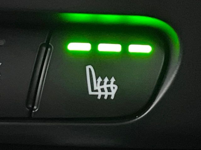 ���t�����g�V�[�g�q�[�e�B���O:�^�]�ȁE����ȋ��ɎO�i�K�Œ��߂��\�ȃV�[�g�q�[�^�[�𑕔����Ă���܂��B�G�߂��킸���K�ɂ��g�p���������܂��B