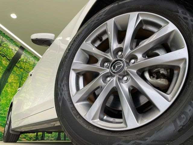 �y����16�C���`�A���~�z�C�[���z�O�ςɃ}�b�`���������A���~�z�C�[���𑕒����Ă���܂��B�e��ЊO�A���~�z�C�[����A�X�^�b�h���X�^�C�����戵�����Ă���܂��B���񂲑��k����������