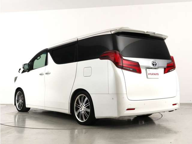 �ǉ��̂��ʐ^�⓮��ȂǁA���[����LINE�ł�����ł��܂�!�C�ɂȂ�_������΂ǂ�Ȃ��Ƃł����X�^�b�t�܂ł��\���t������������