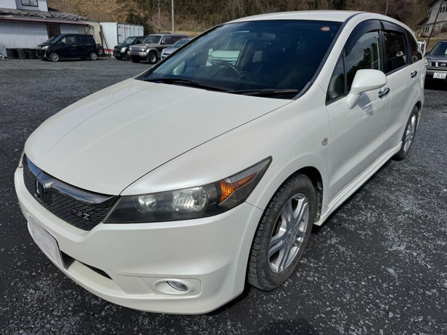 ストリーム1.8 RSZ