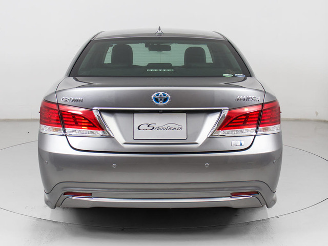 フルエアロが装着されています!お好みはいかがですか?今付いているデザイン以外にも、各ブランドのエアロを格安にてお取付け出来ます!又、エアロを外してノーマル状態にする事も出来ます!!