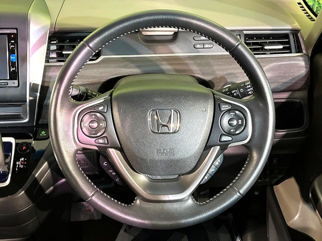 �y�X�e�A�����O�X�C�b�`�z�^�]���A�O������ڐ������炷���ƂȂ��A�I�[�f�B�I���̑��삪�\�ȕ֗��@�\!���S&���K�ȃh���C�u�����o���Ă���܂���