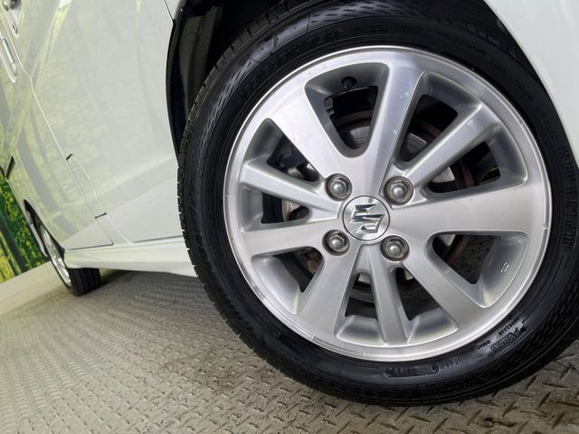 �y����14�C���`�A���~�z�C�[���z�O�ςɃ}�b�`���������A���~�z�C�[���𑕒����Ă���܂��B�e��ЊO�A���~�z�C�[����A�X�^�b�h���X�^�C�����戵�����Ă���܂��B���񂲑��k����������