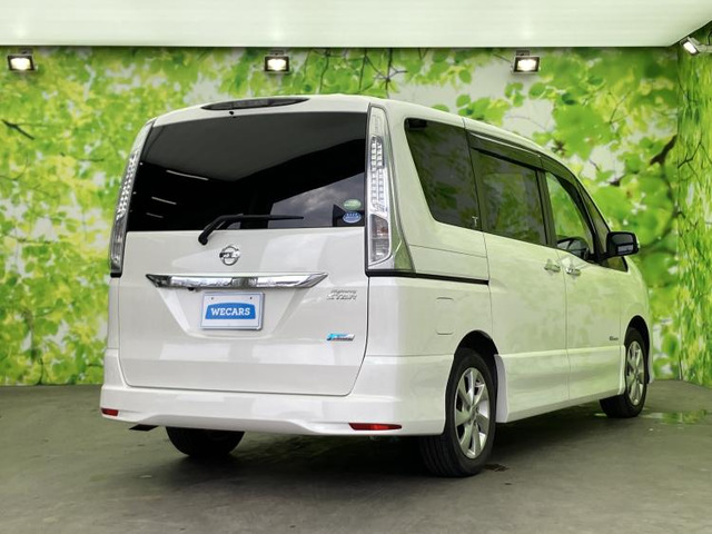 セレナ2.0 ハイウェイスター Vセレクション