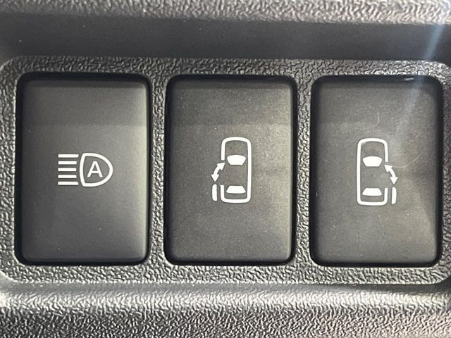 �y�����p���[�X���C�h�h�A�z�X�}�[�g�L�[��^�]�Ȃ̃X�C�b�`�Ō�ȗ����X���C�h�h�A�̊J���\���d��������͂����ăh�A���J����K�v�������A�����Ȃ��q�l�ł��ȒP�ɊJ���߂ł����K�ł���