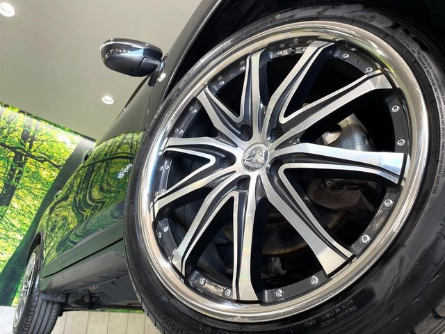 �y20�C���`�A���~�z�C�[���z�O�ςɃ}�b�`�����A���~�z�C�[���𑕒����Ă���܂��B�e��A���~�z�C�[����A�X�^�b�h���X�^�C�����戵�����Ă���܂��B���񂲑��k����������