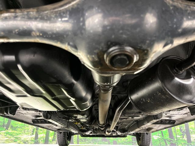 下回りがきれいなうちに、防錆加工の施工がオススメ。降雪地域はもちろん、沿岸部にお住いの方や、趣味でマリン・ウィンタースポーツをされる方にご好評いただいております。