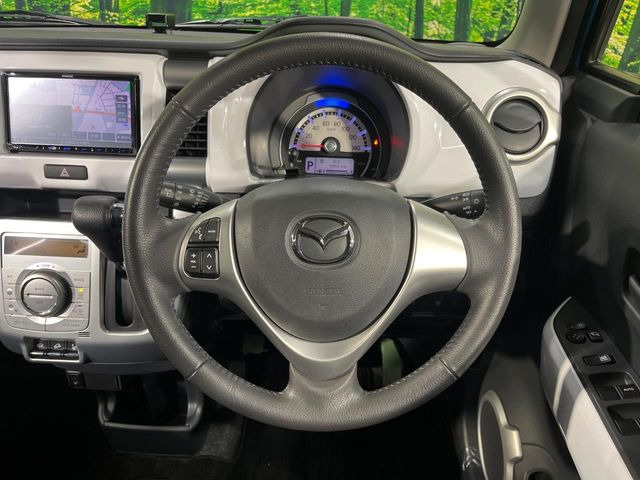 �y�����v�����X�e�A�����O�z�㎿�Ȋv���g�p���邱�ƂŁA��ɂ����������݂ƂĂ��^�]���₷���n���h���ł���