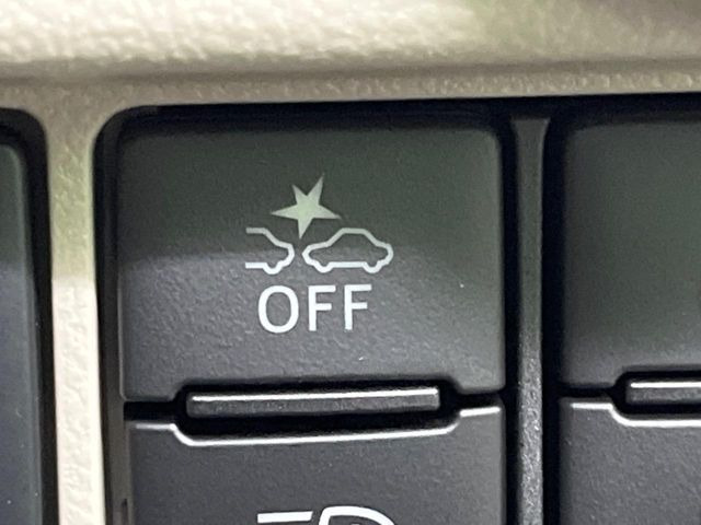 �y�X�}�[�g�A�V�X�g�z���s���ɑO���̎ԗ�����F�����A�Փ˂������Ȏ��͌x��ƃu���[�L�ŏՓˉ���Ɣ�Q�y�����A�V�X�g�B�����S�Ƀh���C�u�����y���݂��������܂��B