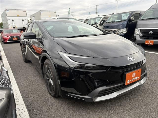 プリウス(トヨタ) 1.8 U E-Four 4WD　4WD 純正9インチナビ フルセグTV 中古車画像