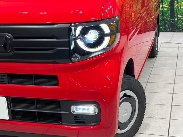 �yLED�w�b�h���C�g�z���V����ԑ��s�����ǍD�Ȏ��E���m�ۂ����S���ĉ^�]�ł��鍂�P�xLED�w�b�h���C�g�𑕔�!�_�����x�������A����d�͂��}�����Ă��܂��B