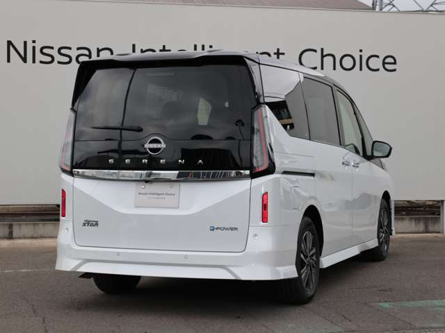 セレナ1.4 e-POWER ハイウェイスターV