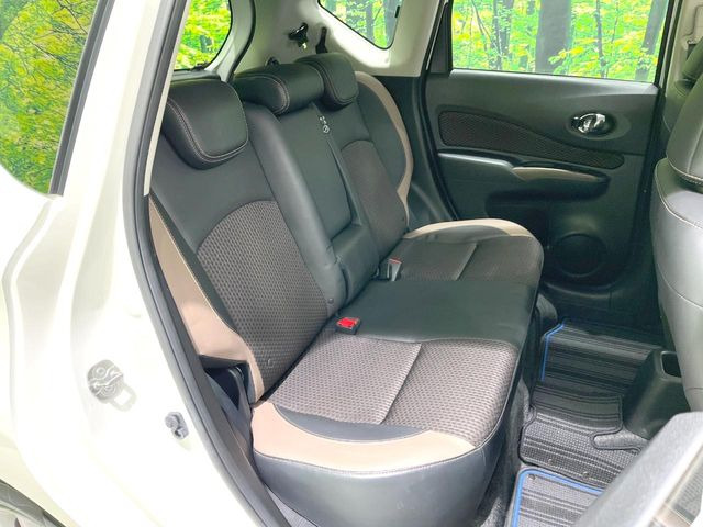 �L�X�Ƃ���2��ڃV�[�g�͋��Z���������A���S�n�����K!�F�B��Ƒ��Ƃ̂��o�����ɂ҂�����ł��B�x�r�[�V�[�g��`���C���h�V�[�g�g�p�������K�ɂ��߂�������������\���ȋ�Ԃ��m�ۂ��Ă��܂��B