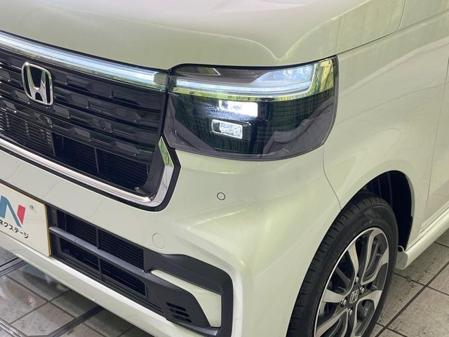 �yLED�w�b�h���C�g�z���V����ԑ��s�����ǍD�Ȏ��E���m�ۂ����S���ĉ^�]�ł��鍂�P�xLED�w�b�h���C�g�𑕔�!�_�����x�������A����d�͂��}�����Ă��܂��B