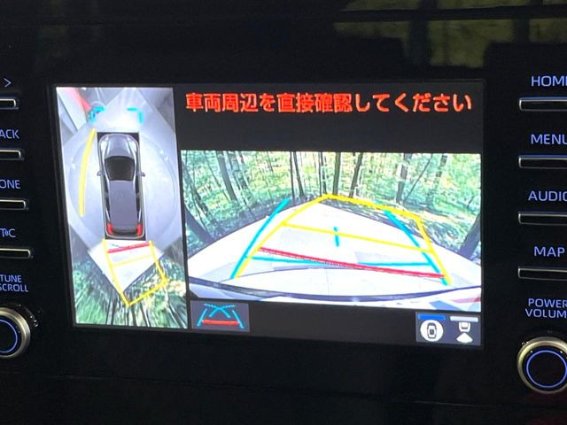 �y�p�m���~�b�N�r���[���j�^�[�z��p�̃J�����ɂ��A�ォ�猩���낵���悤�Ȏ��_��360�x�N���}�̎��͂��m�F���邱�Ƃ��ł��܂������p�������m�F���₷���A�����ꏊ�ł̐؂�Ԃ��⒓�Ԃ��X���[�Y�ɍs���܂��B