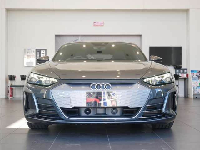 e-tron GT クワトロ4WD