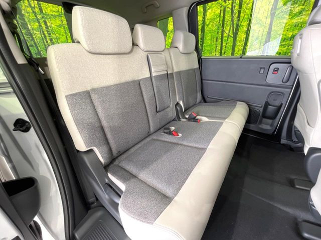 ���i���ȃI���W�i���t���A�}�b�g���I�v�V�����ɂĂ��p�ӂ��Ă���܂��B���D���ȃf�U�C����J���[�����Ԃɍ��킹�đI��ł����������Ƃ��ł��܂���