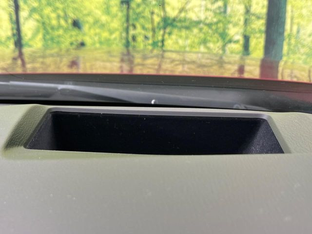 �y�w�b�h�A�b�v�f�B�X�v���C�z���݂̑��x�⑖�s�����f�W�^���\���ŉ^�]�ȑO���̃K���X�ɓ��e!�^�]���A�ڐ������炳���K�v�ȏ����m�F�ł���̂łƂ��Ă��֗��ň��S!