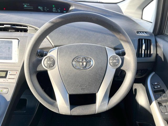 �y�X�e�A�����O�X�C�b�`�z�^�]���A�O������ڐ������炷���ƂȂ��A�I�[�f�B�I���̑��삪�\�ȕ֗��@�\!���S&���K�ȃh���C�u�����o���Ă���܂���