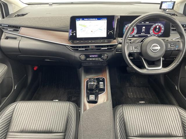 ノートオーラ1.2 G レザーエディション