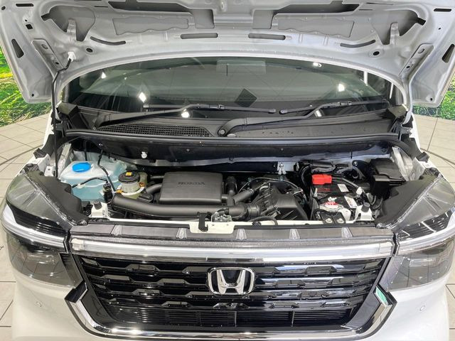 親切・丁寧な専門メカニックスタッフが応対!・車検・点検整備・事故等の修理などアフターサービスも安心。お車のカスタマイズもネクステージのサービススタッフまでご相談ください!