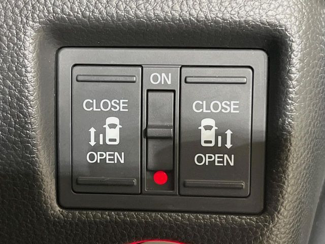 �y�����p���[�X���C�h�h�A�z�X�}�[�g�L�[��^�]�Ȃ̃X�C�b�`�Ō�ȗ����X���C�h�h�A�̊J���\���d��������͂����ăh�A���J����K�v�������A�����Ȃ��q�l�ł��ȒP�ɊJ���߂ł����K�ł���