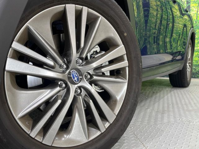 �y����18�C���`�A���~�z�C�[���z�O�ςɃ}�b�`���������A���~�z�C�[���𑕒����Ă���܂��B�e��ЊO�A���~�z�C�[����A�X�^�b�h���X�^�C�����戵�����Ă���܂��B���񂲑��k����������