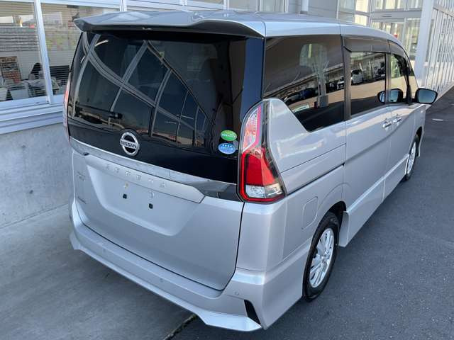 セレナ2.0 ハイウェイスター VセレクションII 4WD