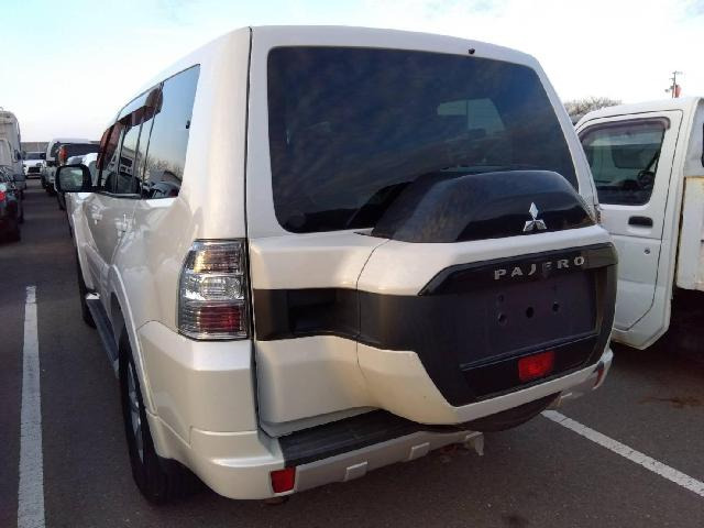 パジェロ3.2 ロング エクシード ディーゼル 4WD