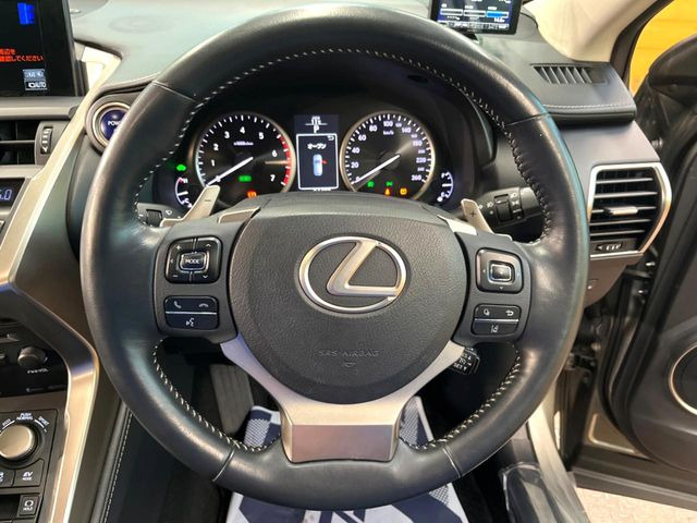 �y�����v�����X�e�A�����O�z�㎿�Ȋv���g�p���邱�ƂŁA��ɂ����������݂ƂĂ��^�]���₷���n���h���ł���