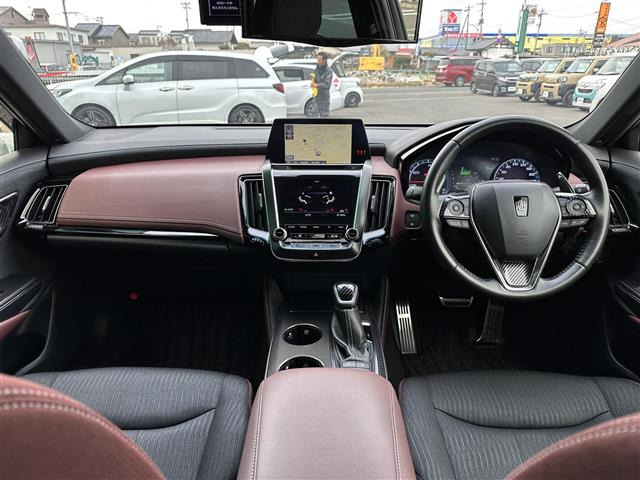 クラウンハイブリッド 2.5 RS