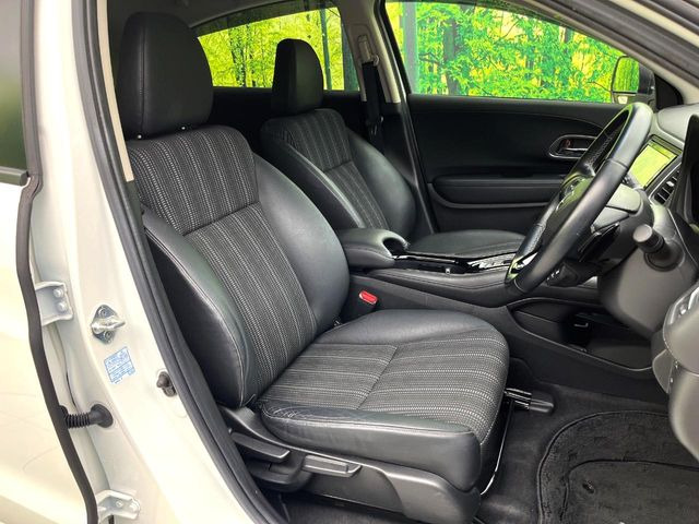 �y�n�[�t���U�[�V�[�g�z�������ƍ���S�n�𗼗������l�C�̃V�[�g���w�ʁE���ʂ̃t�@�u���b�N�f�ނ́A�ʋC���̗ǂ��⊊��ɂ����ɗD��Ă��܂��B�C���╞���ɍ��E���ꂸ���K�ɂ���肢�������܂��B