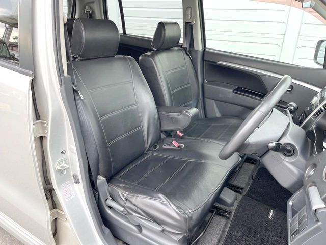 �^�]�ȃV�[�g���͎g�p�������Ȃ��A�ǍD�ȏ�ԂƂȂ��Ă��܂��B���J�Ɏg���Ă������Ƃ��悭�킩��܂��ˁB