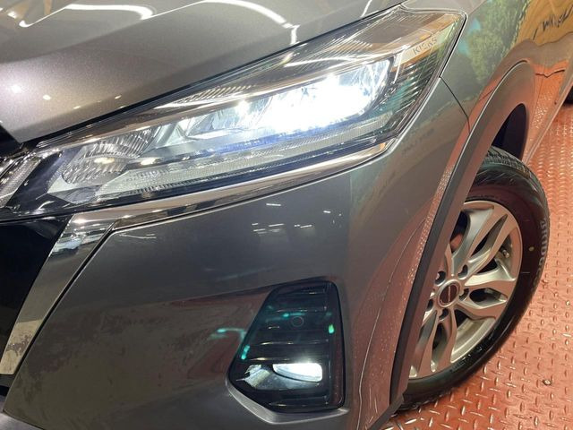 �yLED�w�b�h���C�g�z���V����ԑ��s�����ǍD�Ȏ��E���m�ۂ����S���ĉ^�]�ł��鍂�P�xLED�w�b�h���C�g�𑕔�!�_�����x�������A����d�͂��}�����Ă��܂��B