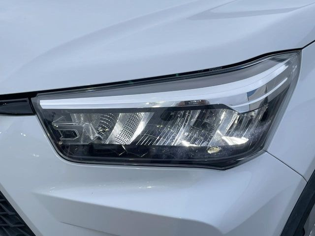 �yLED�w�b�h���C�g�z���V����ԑ��s�����ǍD�Ȏ��E���m�ۂ����S���ĉ^�]�ł��鍂�P�xLED�w�b�h���C�g�𑕔�!�_�����x�������A����d�͂��}�����Ă��܂��B