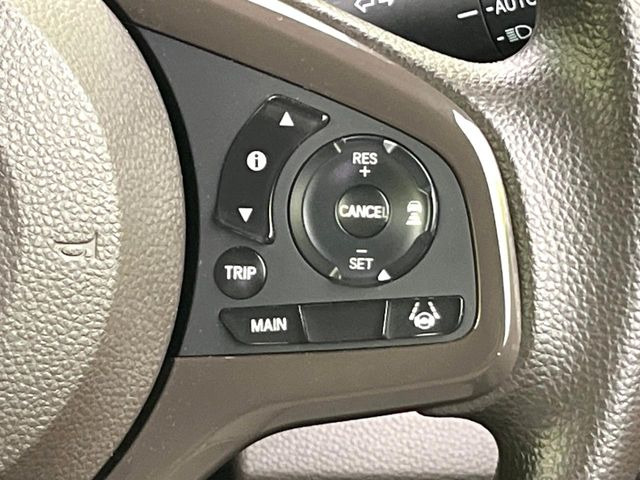 �y�A�_�v�e�B�u�N���[�Y�R���g���[���z�������H�ł̒��������s���y��!!�����ő��x��ۂN���[�Y�R���g���[�����A�Փˌy���V�X�e���ƘA�g���A�O���̎ԗ������m���ĎԊԂ�ۂ悤�ɑ��x���߂��Ă���܂�!!