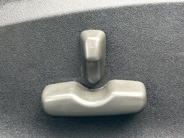 �y�p���[�V�[�g�z�X�C�b�`��ŊȒP�ɃV�[�g�̔��������\!�d��������͂�����܂���!���K�ȃV�[�g�|�W�V�����ɃZ�b�g���āA���K�ȃh���C�u�����y���݂��������B