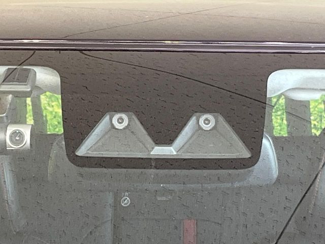 �y�X�}�[�g�A�V�X�g�z���s���ɑO���̎ԗ�����F�����A�Փ˂������Ȏ��͌x��ƃu���[�L�ŏՓˉ���Ɣ�Q�y�����A�V�X�g�B�����S�Ƀh���C�u�����y���݂��������܂��B