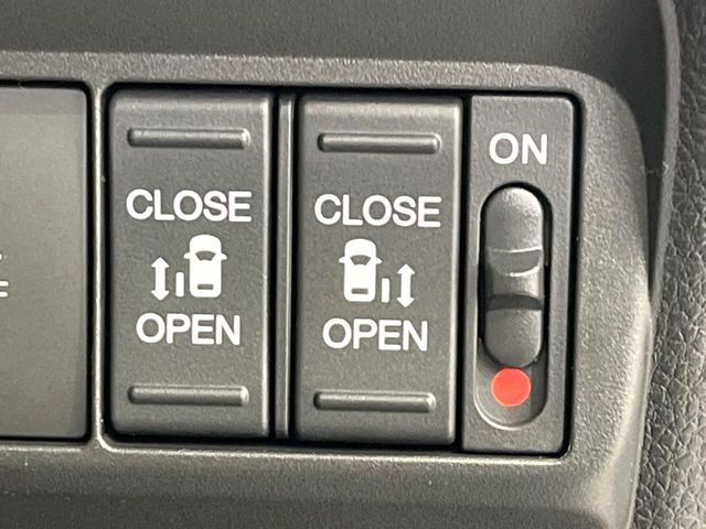 �y�����p���[�X���C�h�h�A�z�X�}�[�g�L�[��^�]�Ȃ̃X�C�b�`�Ō�ȗ����X���C�h�h�A�̊J���\���d��������͂����ăh�A���J����K�v�������A�����Ȃ��q�l�ł��ȒP�ɊJ���߂ł����K�ł���